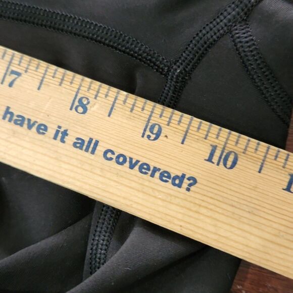 Lululemon Time To Sweat Crop *23", Black, Size 6, W6AQZS - Picture 8 of 9